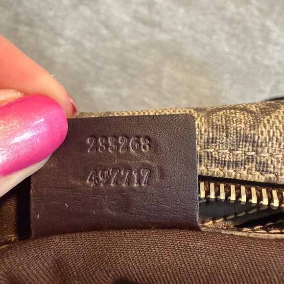 Gucci Crossbody Bag in Brown and Black - Picture 7 of 12